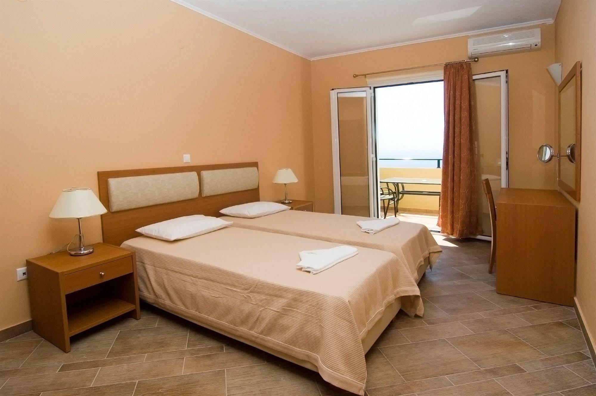 Saint Catherine Hotel Питагорион Экстерьер фото